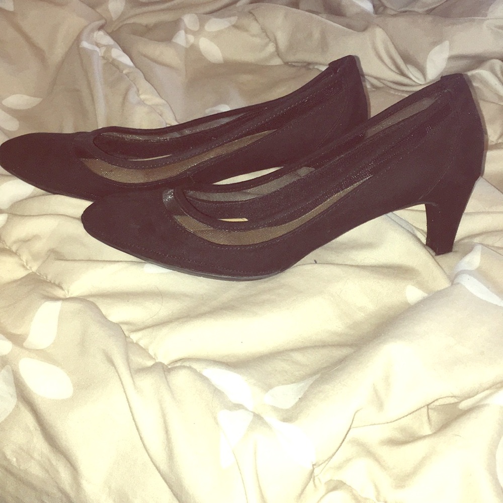 9 1/2 Black Shoes
